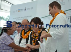 Programa  Vivienda para Prosperar. - ES imagen agencia de fotografía