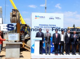 Primera Piedra Casa de Justicia Puebla - ES imagen agencia de fotografía