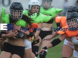 Vencen Mambas a Frikis en clásico poblano - ES imagen agencia de fotografía
