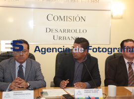 sesiona Comisión de Desarrollo Urbano - ES imagen agencia de fotografía