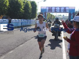 Primeros corredores - ES imagen agencia de fotografía