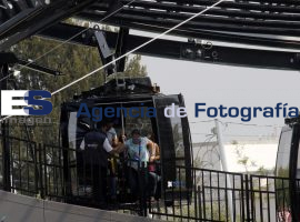 Poblanos visitan la Estrella de Puebla - ES imagen agencia de fotografía