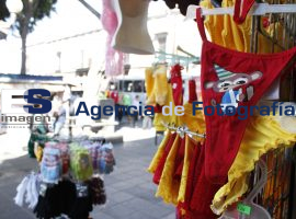 Ropa interior para celebración de fin de año - ES imagen agencia de fotografía