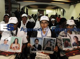 Caravana "Madres buscando a sus migrantes desaparecidos - ES imagen agencia de fotografía