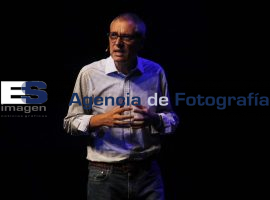 Psicólogo Gad Saad en "Whta´s the point" - ES imagen agencia de fotografía