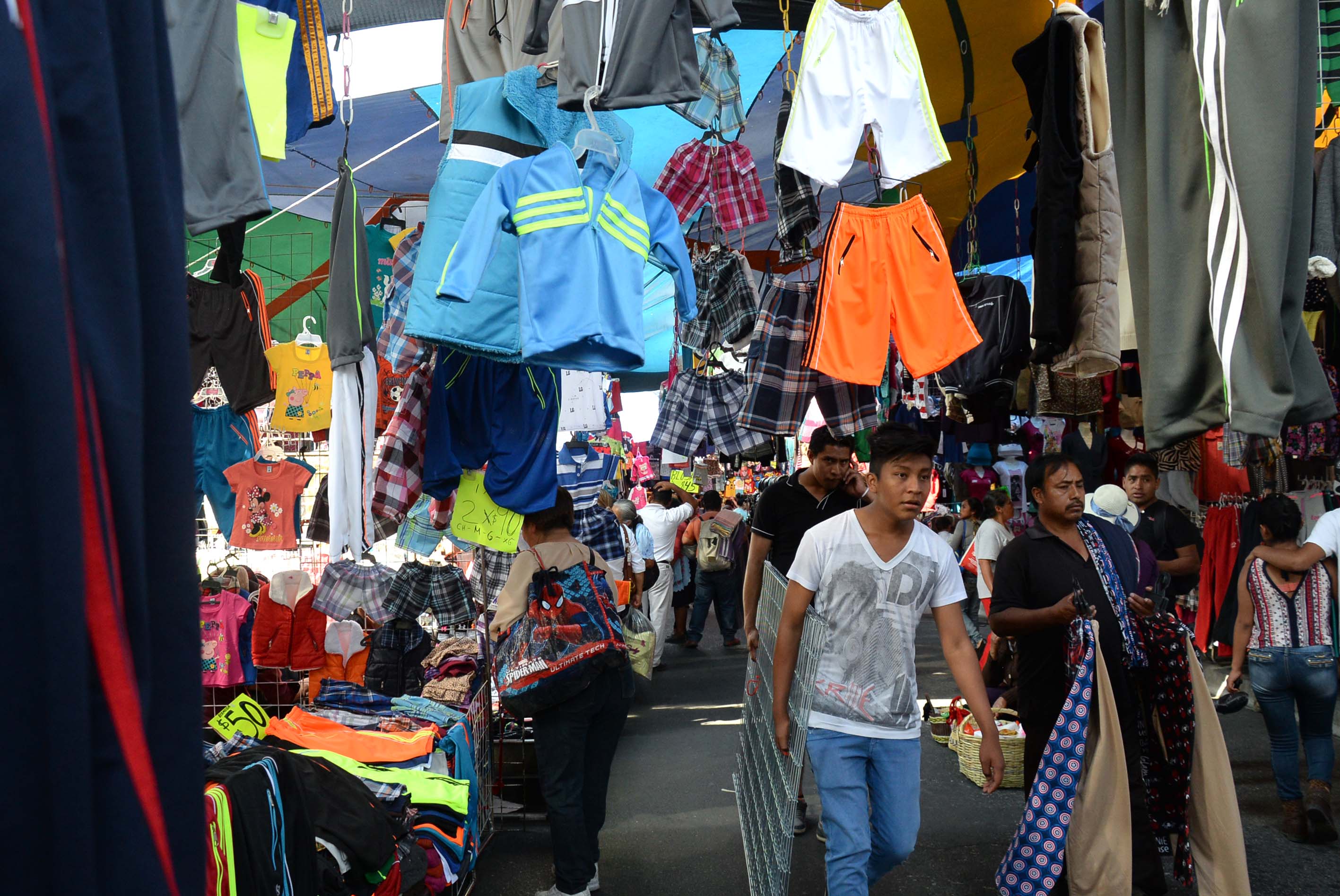 Los Lavaderos, tianguis - Agencia de Fotografía Es Imagen