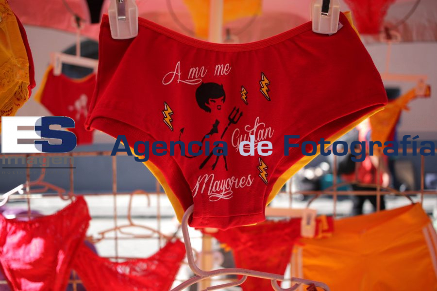 Ropa Interior para Recibir Año Nuevo. - Agencia de Fotografía Es Imagen